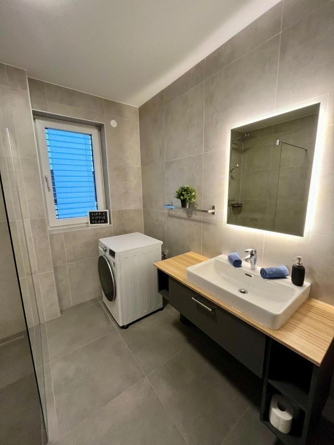 Ferienwohnung Mit Seeblick - Ossiacher See Gerlitzen Заттендорф Экстерьер фото